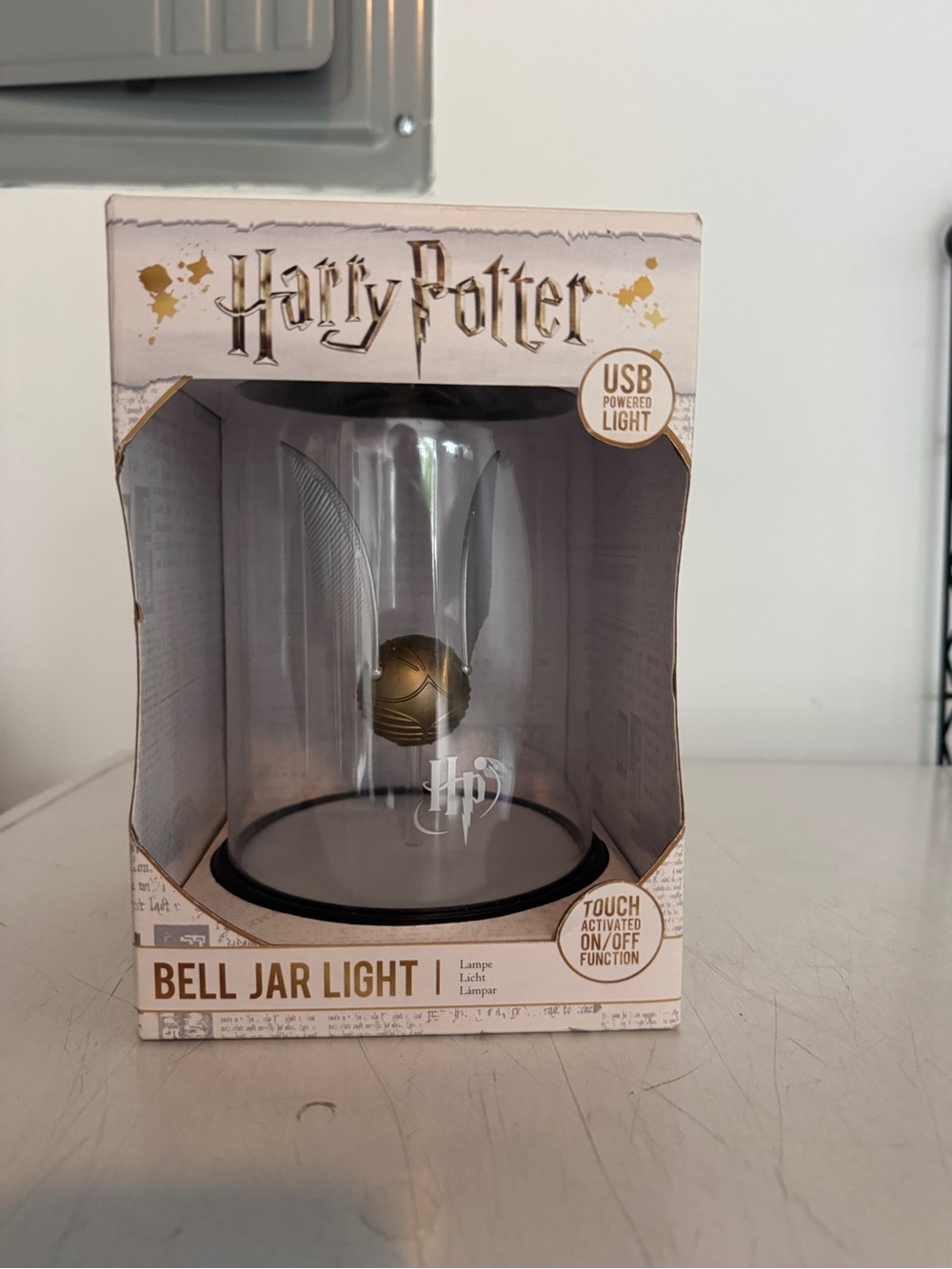 Warner Bros. Harry Potter Bell Jar Light with Gold Snitch